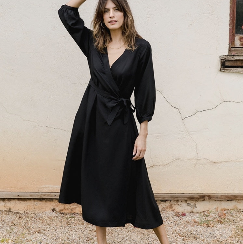 Black Tradlands wrap dress